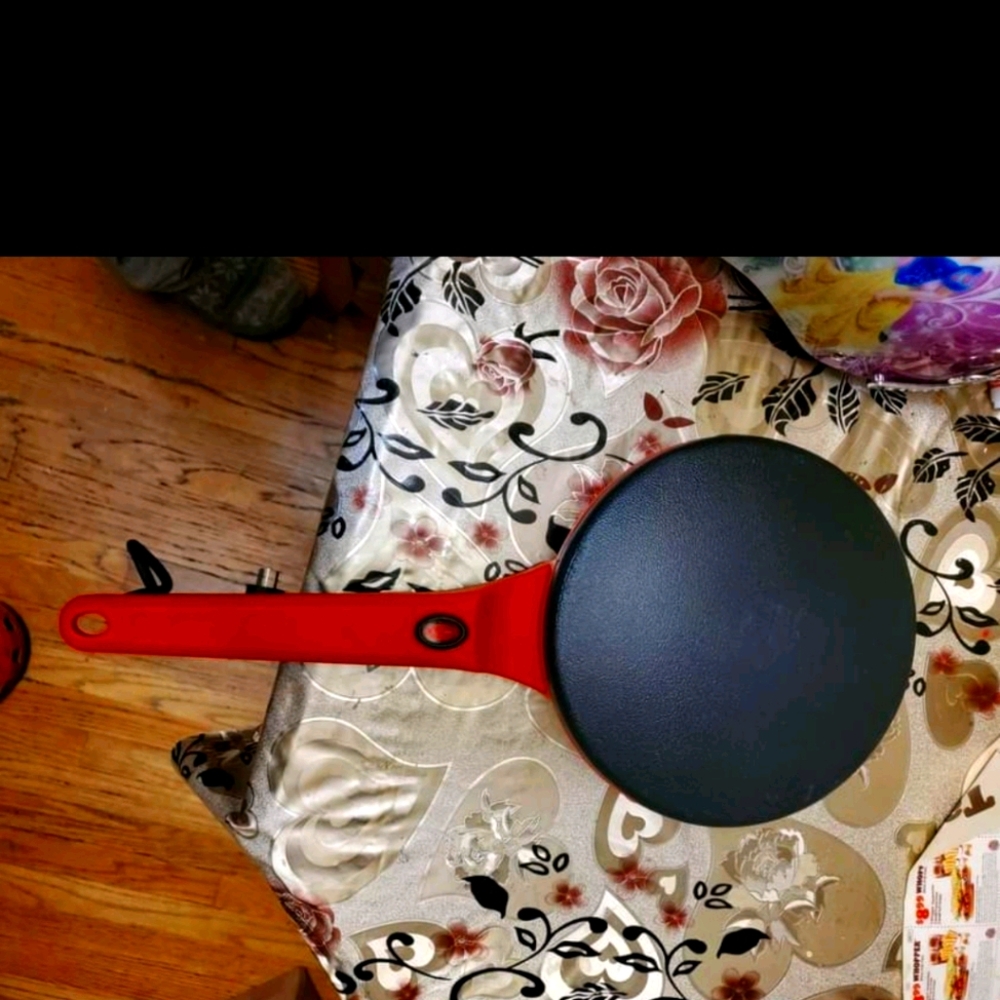 Crepe maker